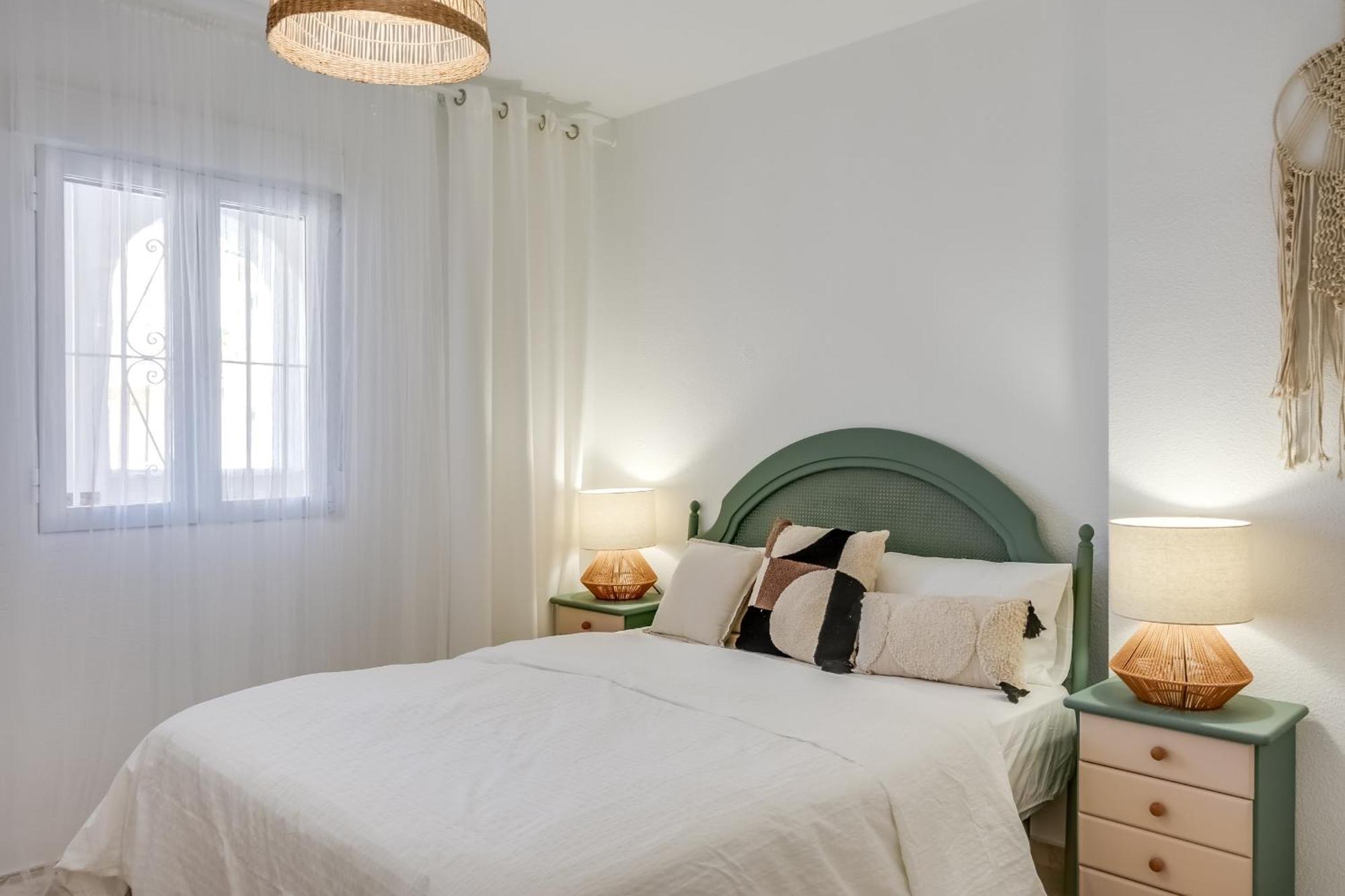 Gezellig Stijlvol Appartement Dichtbij Het Strand 埃斯特波纳 外观 照片